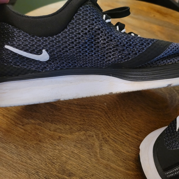 Nike Zoom Strike Womens  Running shoes sz 8.5 - Picture 4 of 7